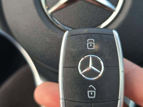 Used 2019 Mercedes-Benz C 300 Sedan w/ Premium Package image 28