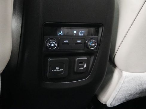 Used 2023 Buick Enclave Essence w/ Experience Buick Package image 16