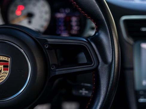 Used 2018 Porsche 911 GT3 image 41