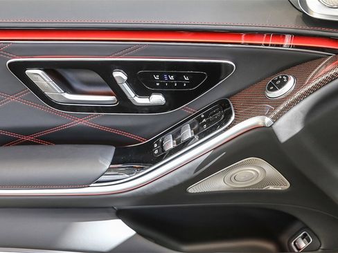 Used 2024 Mercedes-Benz S 63 AMG S image 32