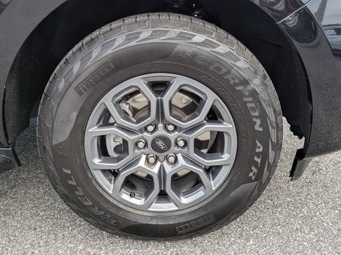 Used 2025 Ford Expedition Max Active AWD/4WD image 11