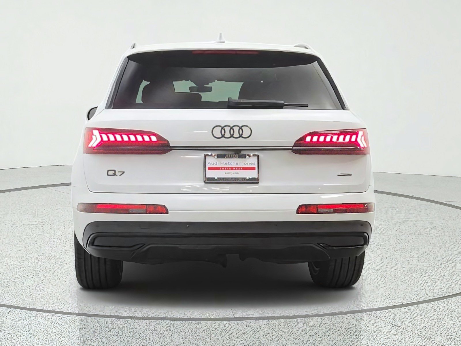 Used 2023 Audi Q7 2.0T Premium Plus w/ Premium Plus Package AWD/4WD image 6