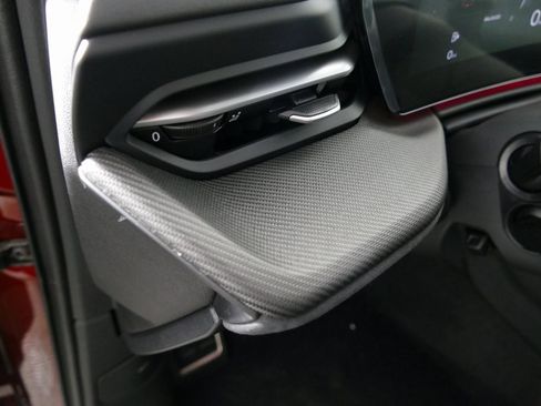 New 2025 Audi SQ5 Premium Plus image 15