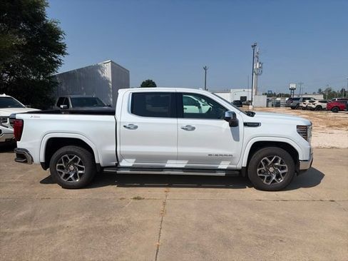 New 2026 GMC Sierra 1500 SLT w/ SLT Premium Plus Package AWD/4WD image 7