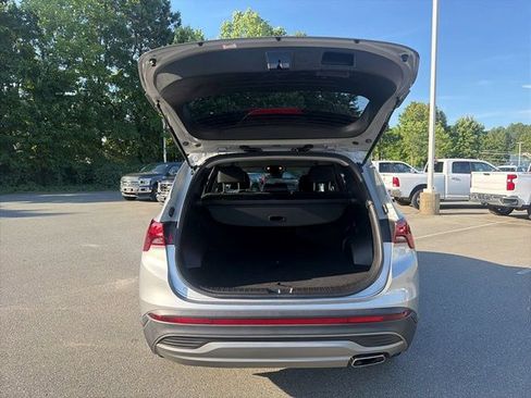 Used 2023 Hyundai Santa Fe SE AWD/4WD image 35