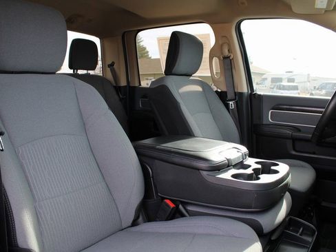 Used 2019 RAM 2500 Big Horn image 19