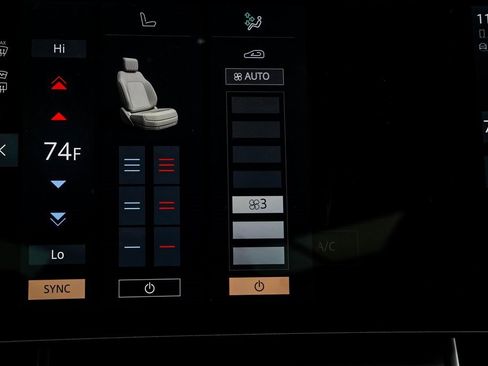 Used 2025 Land Rover Range Rover Velar Dynamic SE image 28