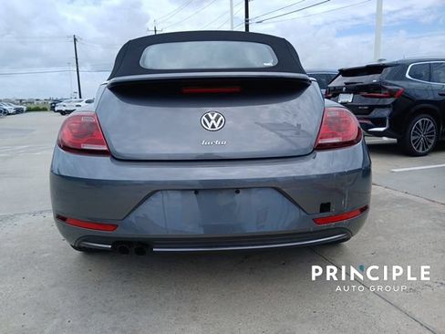 Used 2019 Volkswagen Beetle 2.0T SE FWD image 10