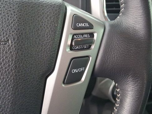 Used 2019 Nissan Titan PRO-4X w/ Pro-4x Convenience Package AWD/4WD image 22