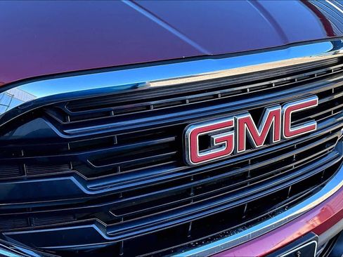 Used 2020 GMC Terrain SLE w/ Driver Convenience Package image 29