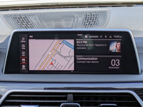 Used 2021 BMW 740i w/ M Sport Package image 16