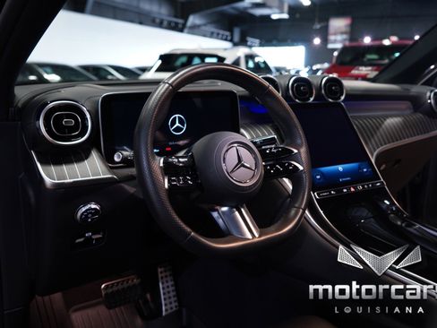 Used 2024 Mercedes-Benz GLC 300 4MATIC w/ AMG Line image 25