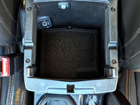 Used 2022 Jeep Gladiator Mojave w/ Cold Weather Group image 28