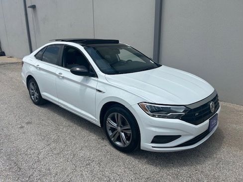 Used 2019 Volkswagen Jetta R-Line FWD image 2