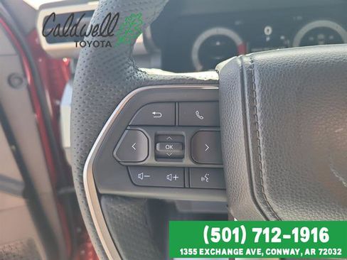 Certified 2025 Toyota Tacoma TRD Off-Road AWD/4WD image 14