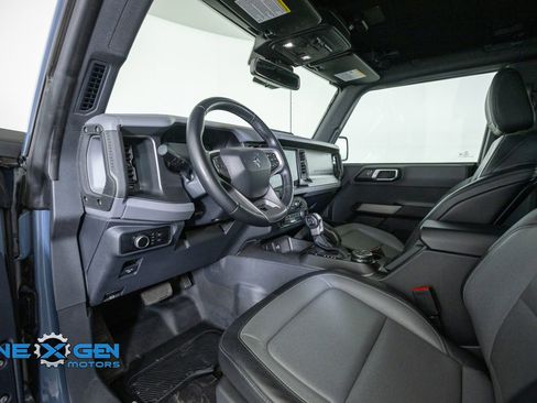 Used 2023 Ford Bronco Everglades AWD/4WD image 10