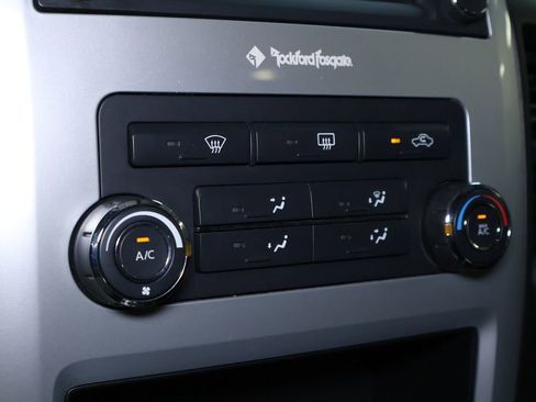 Used 2014 Nissan Titan PRO-4X w/ Pro-4x Luxury Package AWD/4WD image 31