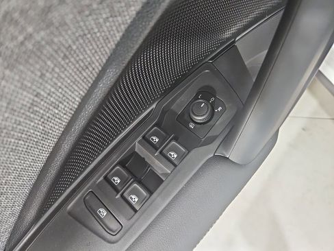 New 2026 Volkswagen Tiguan S AWD/4WD image 11