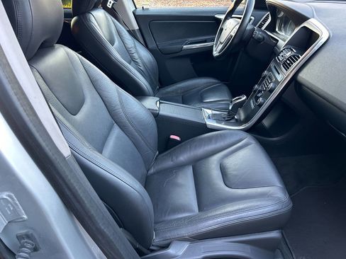 Used 2014 Volvo XC60 3.2 image 32