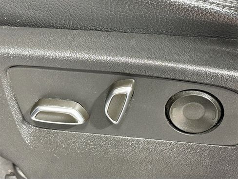 Used 2022 GMC Yukon Denali image 27