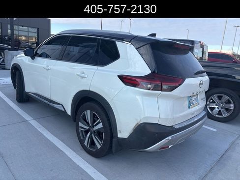 Used 2022 Nissan Rogue Platinum w/ Head-Up Display Package image 8