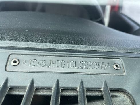 Used 2012 Jeep Wrangler Unlimited Sport AWD/4WD image 46