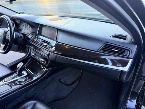 Used 2016 BMW 528i Sedan image 23