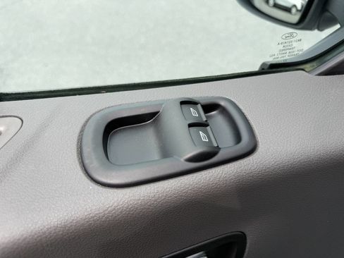 Used 2023 Ford Transit 250 Medium Roof AWD image 13