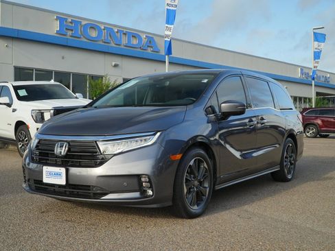 Used 2024 Honda Odyssey Elite image 1