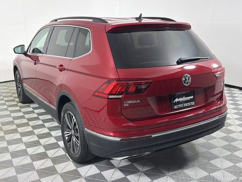 Used 2018 Volkswagen Tiguan SE w/ 18" Alloy Wheels Package image 7