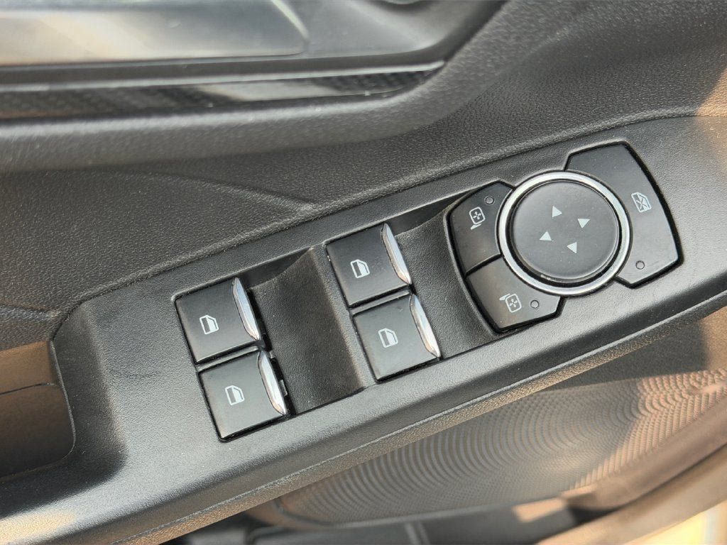 Used 2023 Ford Escape ST-Line FWD image 22