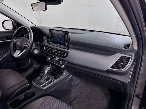 Used 2023 Kia Seltos LX image 26