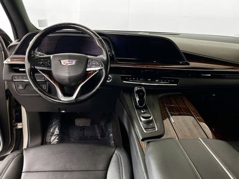 Used 2022 Cadillac Escalade Luxury w/ LPO, Floor Liner Package AWD/4WD image 26