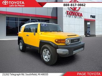 Used 2007 Toyota FJ Cruiser 4WD video 1