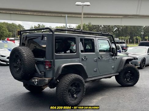 Used 2014 Jeep Wrangler Unlimited Rubicon AWD/4WD image 6