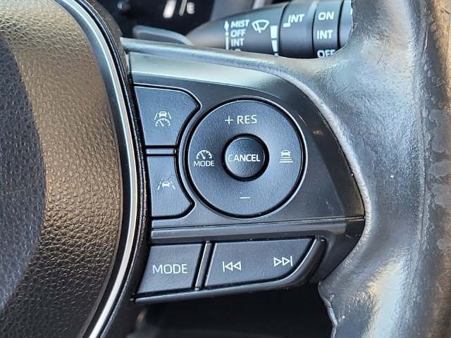 Used 2024 Toyota Corolla Cross AWD Hybrid image 30