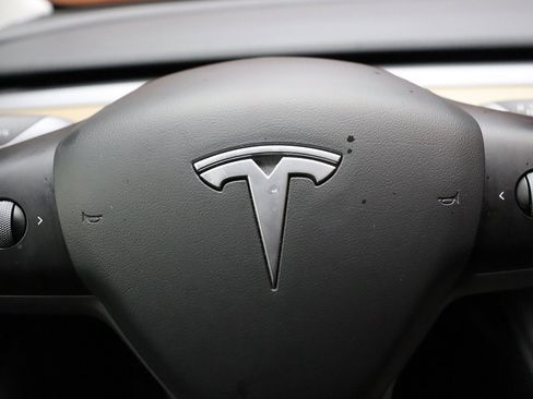 Used 2023 Tesla Model 3 Long Range image 52