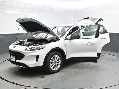 Used 2021 Ford Escape SE w/ Cold Weather Package AWD/4WD image 42