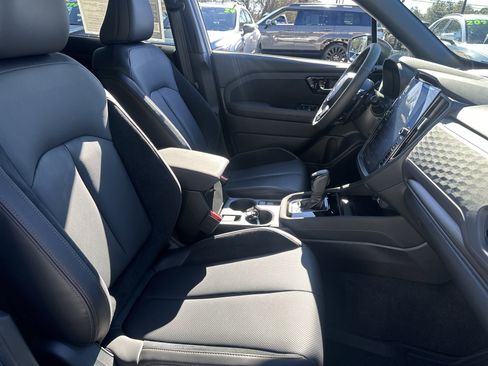 Used 2025 Subaru Forester Touring w/ Touring Package image 13