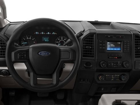 Used 2016 Ford F150 Lariat w/ Equipment Group 502A Luxury AWD/4WD image 6