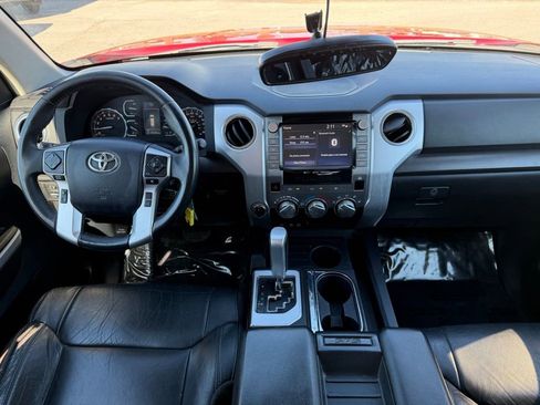 Used 2021 Toyota Tundra SR5 w/ SR5 Leather Package image 18