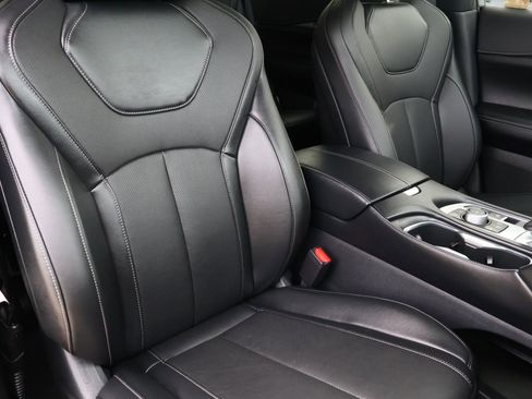 Used 2026 INFINITI QX60 Luxe w/ Cargo Package image 18