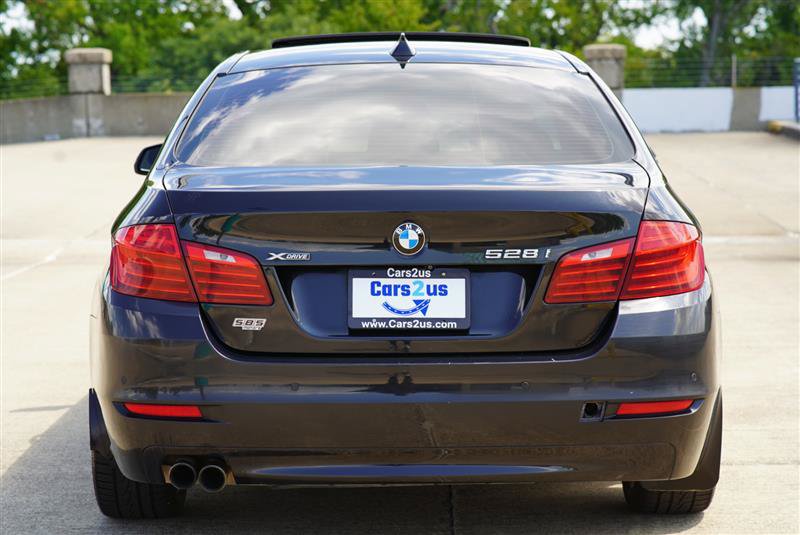 Used 2016 BMW 528i xDrive Sedan AWD/4WD image 4