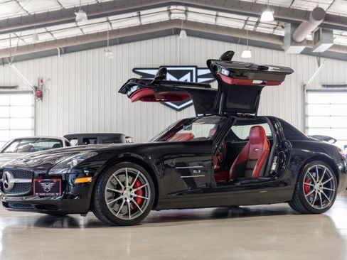 Used 2012 Mercedes-Benz SLS AMG Coupe image 1