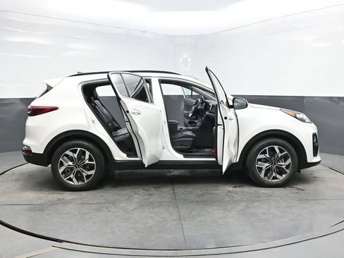 Used 2020 Kia Sportage EX w/ Option Group 15 FWD image 45