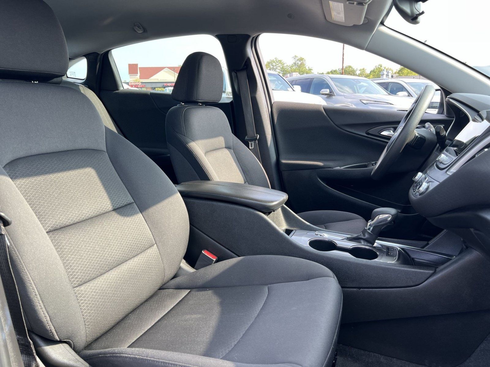 Used 2024 Chevrolet Malibu LT FWD image 25