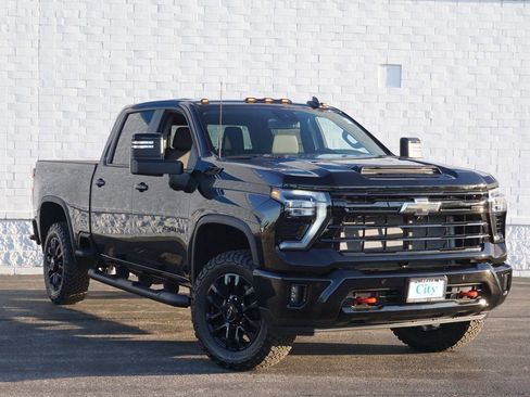 New 2026 Chevrolet Silverado 2500 LT w/ Trail Boss Package AWD/4WD image 2