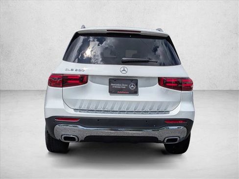 New 2026 Mercedes-Benz GLB 250 image 8