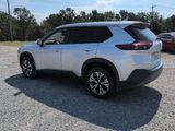 Used 2023 Nissan Rogue SV image 3