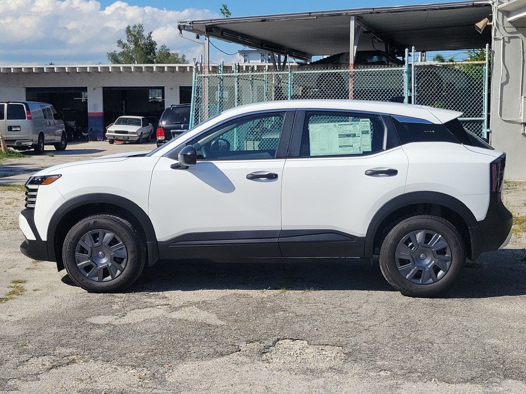 New 2027 Nissan Kicks S FWD image 9